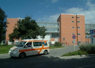 Lospedale della Versilia e sotto i locali del Sert dove si curano le dipendenze soprattutto dalla droga 