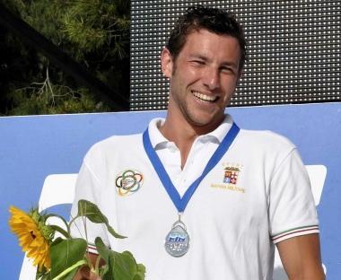 <b>DERBY.</b> Luca Ferretti oro Europeo nuoto di fondo era allo stadio invitato dalla societ&agrave;     