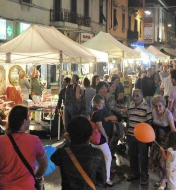 Stasera a Limite c&egrave; il mercatino     