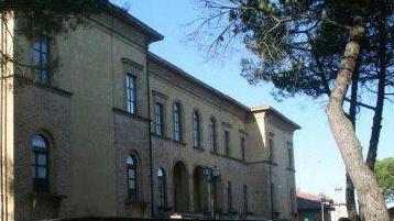 Nubi sul Santa Chiara dipendenti in agitazione «Futuro da chiarire»