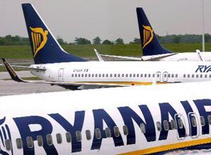 Troppe ore di volo per i piloti Ryanair, l'aereo non parte: in 130 a terra