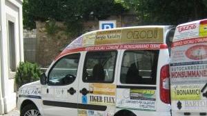 Un furgone Fiat Doblò
