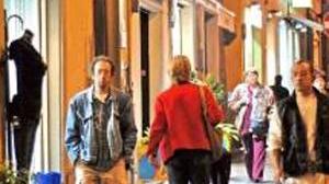 Domenica negozi aperti in centro