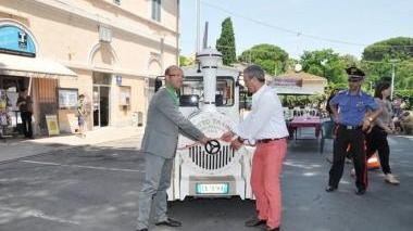 Tinti inaugura il trenino dei turisti