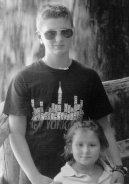 PER SAMUELE Al mio tatone Samuele che oggi compie 13 anni faccio tanti auguri. Ti vogliamo bene ...