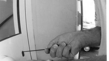 Un ladro in azione