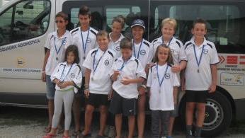 <b>VINCENTI. </b>Il gruppo dei Canottieri Livornesi