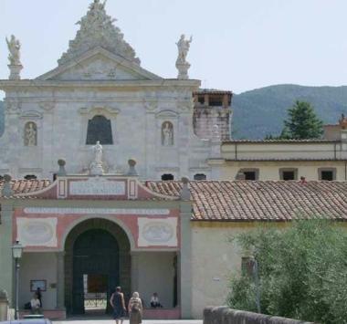 Lingresso della Certosa di Calci 
