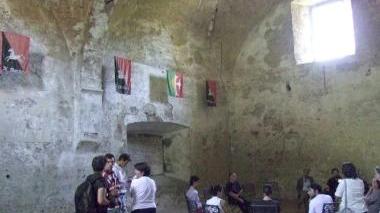 Alcune immagini dei sotterranei e dei giardini della Fortezza dello Scotto dopo gli interventi di restauro, rifacimento e risistemazione