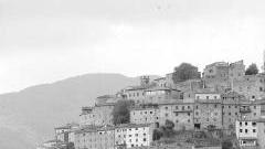 Una panoramica del paese di Vellano, capoluogo della Svizzera Pesciatina