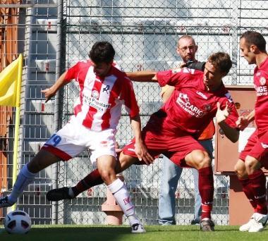 <b>PUNTUALE. </b> Bernardini in fase difensiva               