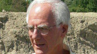 Il prof. Zecchini che diresse gli scavi al Frizzone e curò il progetto del parco