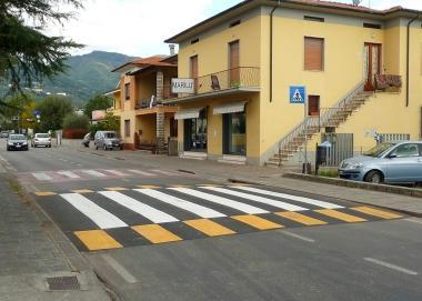Strisce pedonali rialzate   