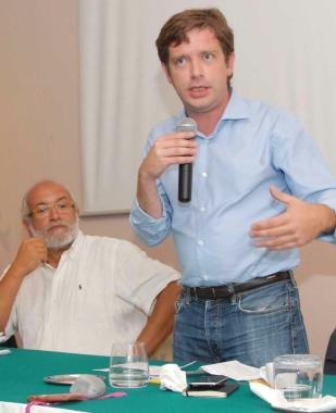 Giuseppe Civati durante il suo intervento allhotel Centrale 