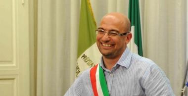 Il sindaco di Pontedera Simone Millozzi 