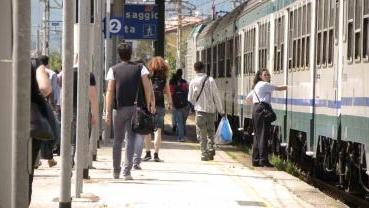 TRENI - ARRIVI E PARTENZE