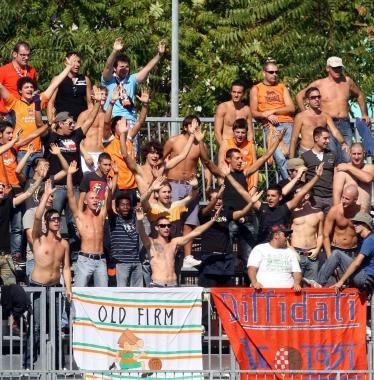 <b>STADIO ORANGE </b>Gli ultras al Degli Oliveti A fianco Strufaldi contro Salvetti 