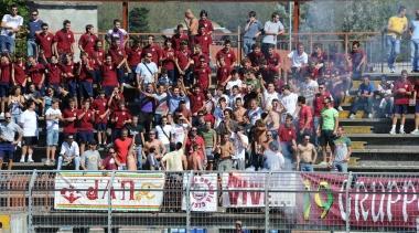 Spalti gremiti allo stadio Mannucci per la prima gara in casa del Pontedera 