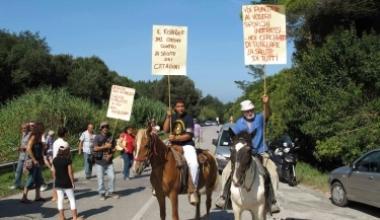 Limoncino: ultimatum ai picchetti anti-discarica