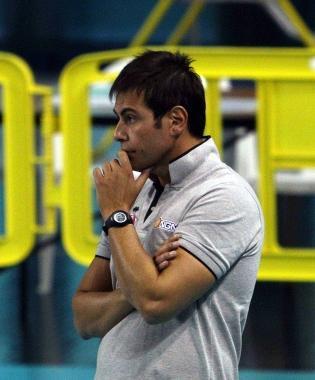 Il tecnico Chicco Blengini ha predisposto un fitto settembre di test sul parquet 