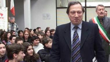 Via libera dal prefetto all'assemblea che fermerà la scuola