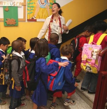 Primo giorno di scuole per gli alunni di alcune scuole elementari