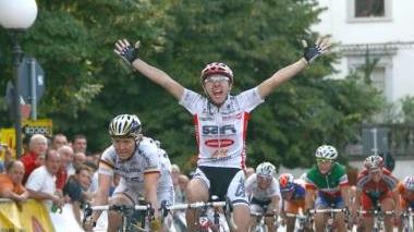 Lo strappo di Montecarlo deciderà la tappa del Giro della Toscana