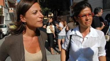 Claudia è sconsolata, 25 anni da precaria