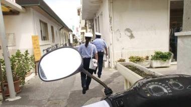 <b>IN AGITAZIONE.</b> Controlli della polizia municipale in via Barellai Dopo lo scontro assessore- agente i vigili confermano lo sciopero