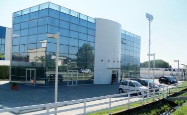 Il centro medico Area 51 in via Rossi a Lunata 