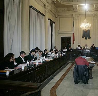 I banchi dellopposizione in consiglio comunale 