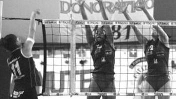 Il Cavallino Matto torna sulle maglie del Volley Donoratico