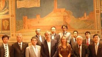 La delegazione giapponese durante il ricevimento in Comune