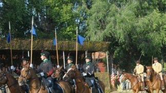 <b>AL CEMIVET </b>Sfilano i cavalii