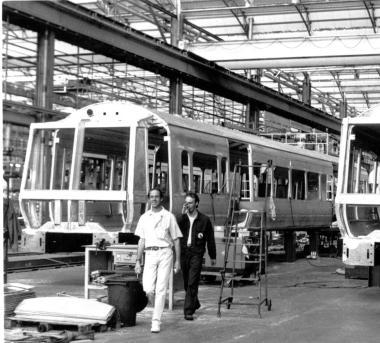 Operai al lavoro allAnsaldoBreda di Pistoia 