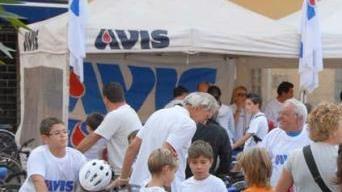 "Pedalata della solidarietà" Si parte alle 9 in piazza Bovio