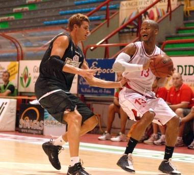 <b>IL LEADER.</b> Joe Forte, dai suoi miglioramenti dipende tutta la stagione del Pistoia Basket 