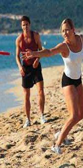 <b>SPIAGGIA.</b> Lancio di frisbee 