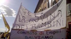 Più di mille all'assemblea contro la Gelmini