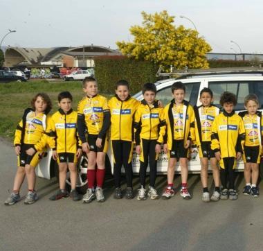 Alcuni dei Giovanissimi del Velo Club Banca Signa 