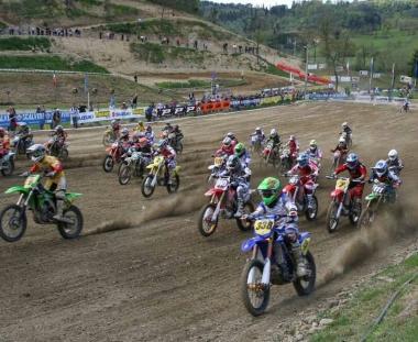 Una gara sul circuito del Santa Barbara 