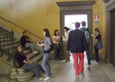 Studenti allinterno della Sapienza 