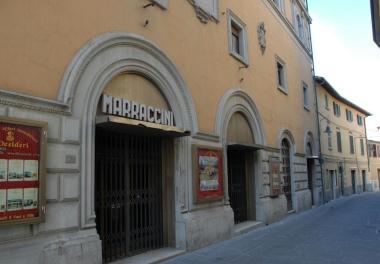 Alberghi, ristoranti e aziende all'asta