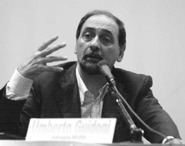 Arriva l'astronauta Umberto Guidoni