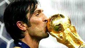 Gigi e i guantoni “Cuit”