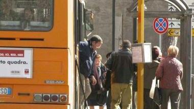 Una fermata dei bus ora Tiemme