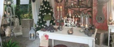 Uno stand del Country &amp; Garden alla Versiliana 