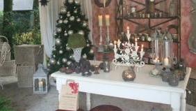 Uno stand del Country & Garden alla Versiliana