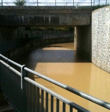 Il sottopasso di viale Fabiani allagato      