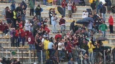 <b>CURVA.</b> Un’immagine dei tifosi presenti a Livorno-Portogruaro